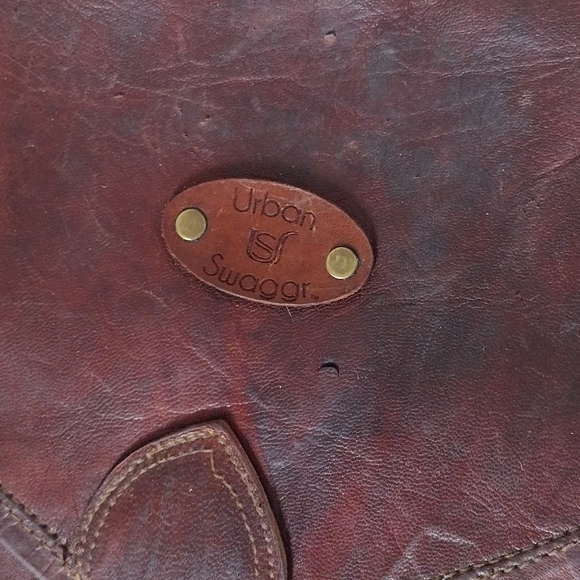 Urban Swaggr Leather Unisex Buckle Satchel Crossbody Bag - Picture 2 of 8